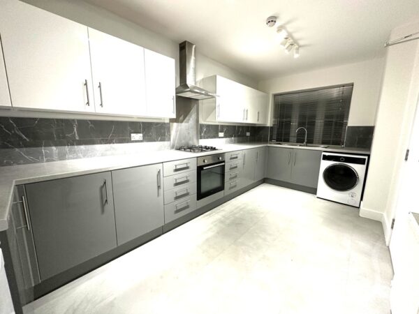 Elmshott Lane, Cippenham, Slough