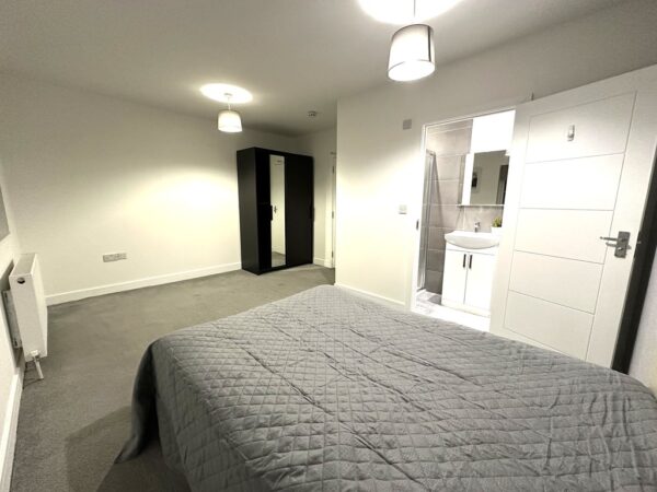 Elmshott Lane, Cippenham, Slough