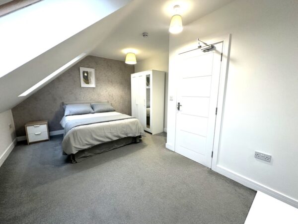 Elmshott Lane, Cippenham, Slough