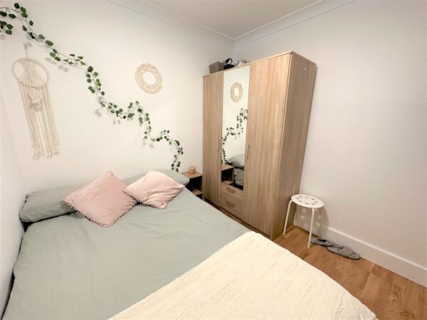 Antrobus Road, Chiswick, London