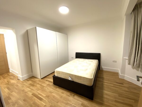 Antrobus Road, Chiswick, London