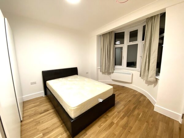 Antrobus Road, Chiswick, London