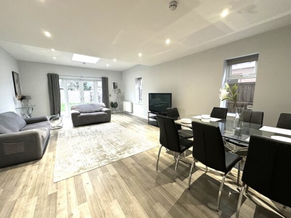 Elmshott Lane, Cippenham, Slough